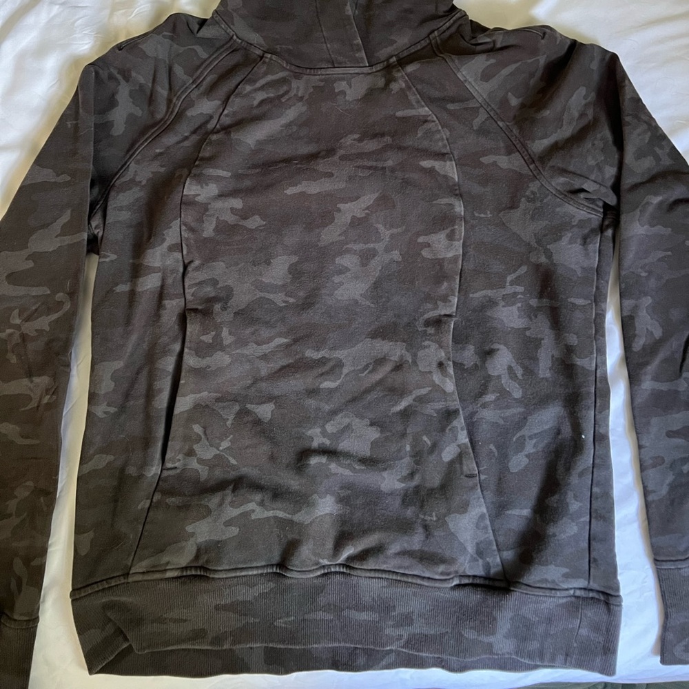 Lululemon Womens Camo Hoodie